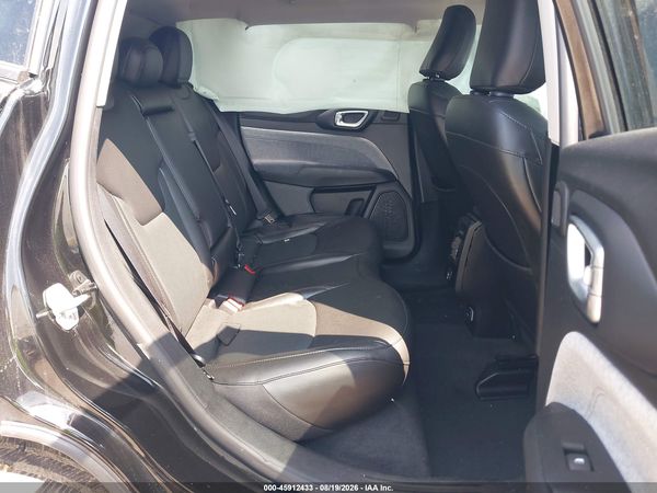 2022 JEEP COMPASS LATITUDE LUX 4X4 — I8