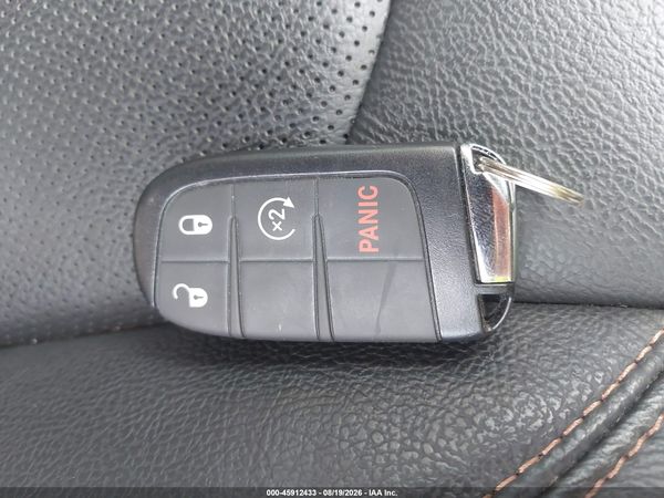 2022 JEEP COMPASS LATITUDE LUX 4X4 — I11