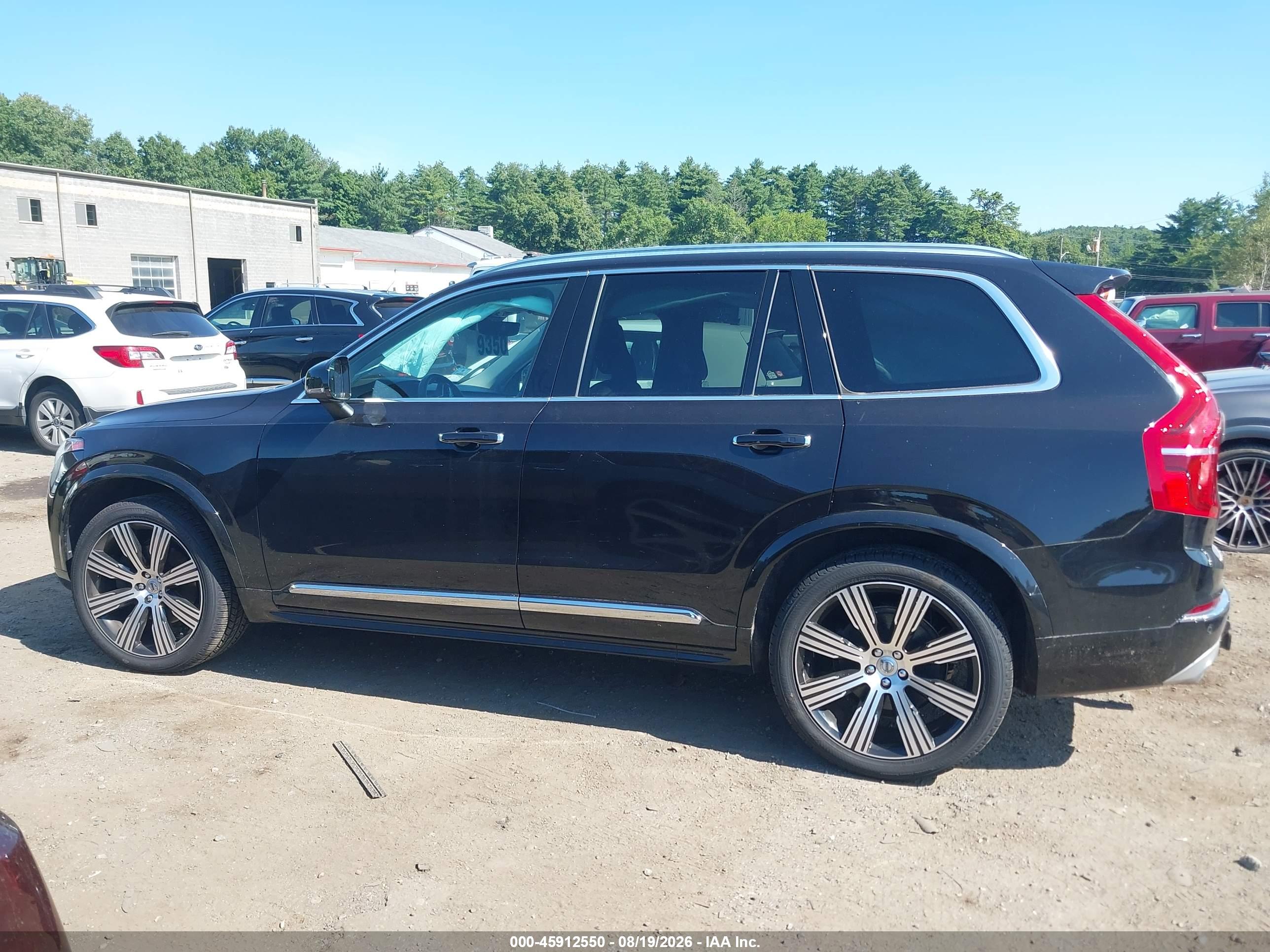 2021 VOLVO XC90