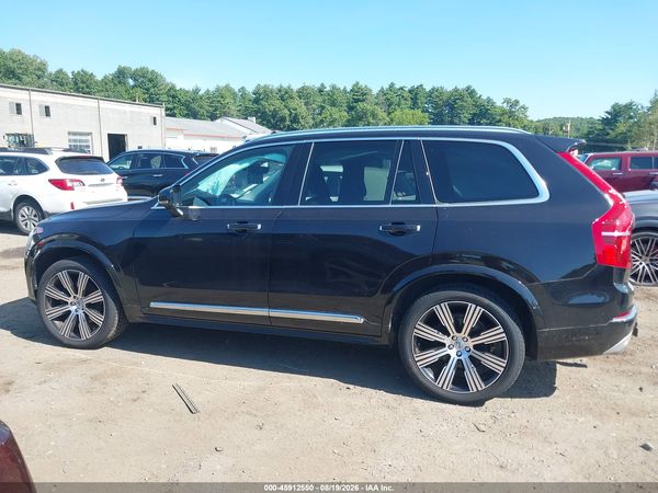2021 VOLVO XC90