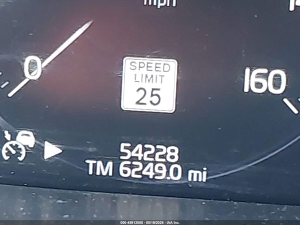 2021 VOLVO XC90