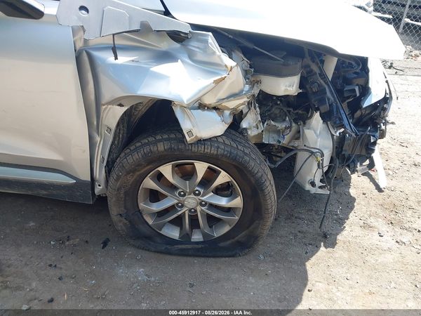 2019 HYUNDAI SANTA FE SE — I152