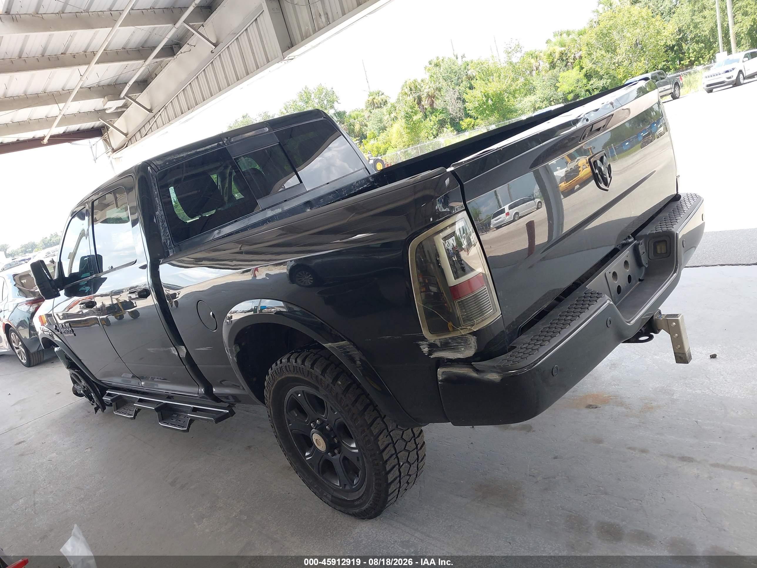 2016 RAM 2500 LARAMIE
