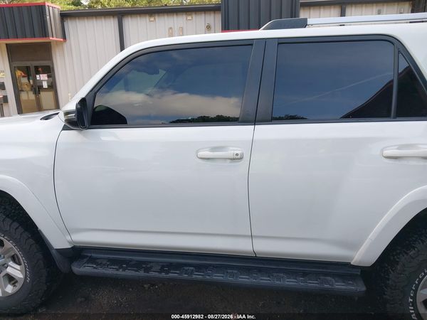 2020 TOYOTA 4RUNNER SR5 PREMIUM — I117