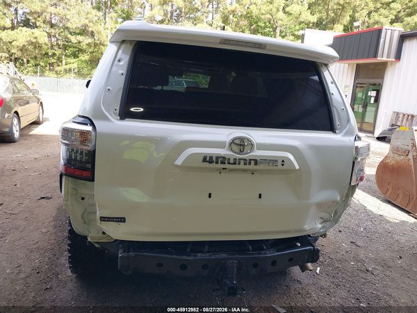 2020 TOYOTA 4RUNNER SR5 PREMIUM — I119