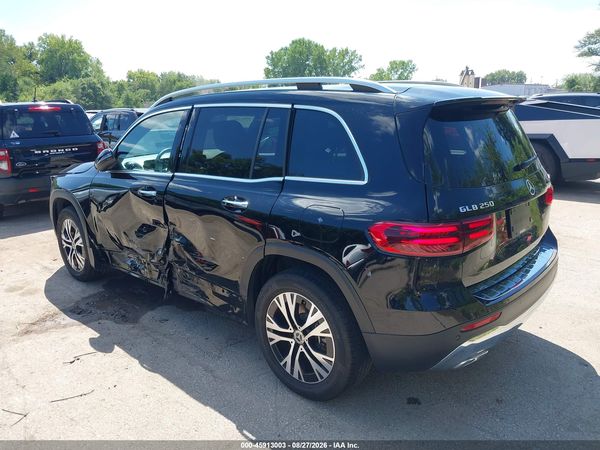 2025 MERCEDES-BENZ GLB 250 4MATIC — I3