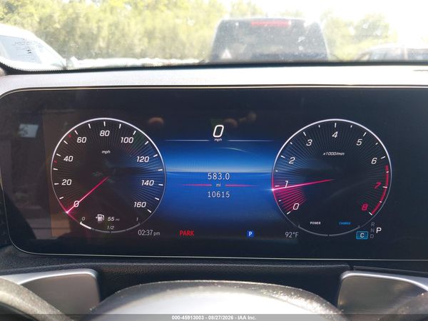 2025 MERCEDES-BENZ GLB 250 4MATIC — I7