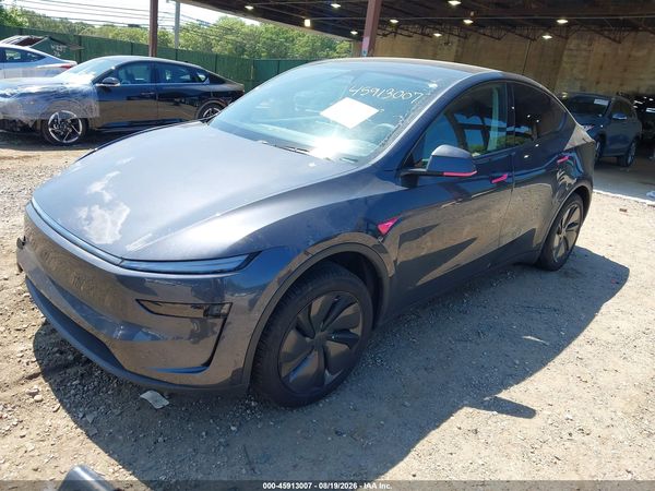 2026 TESLA MODEL Y