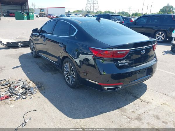 2017 KIA CADENZA PREMIUM — I3