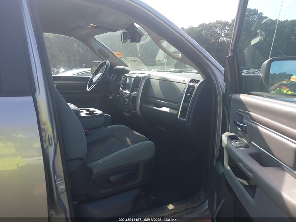 2019 RAM 1500 CLASSIC SLT  4X4 5'7 BOX