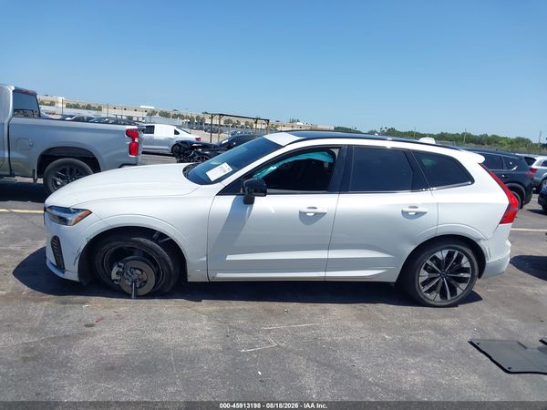2026 VOLVO XC60