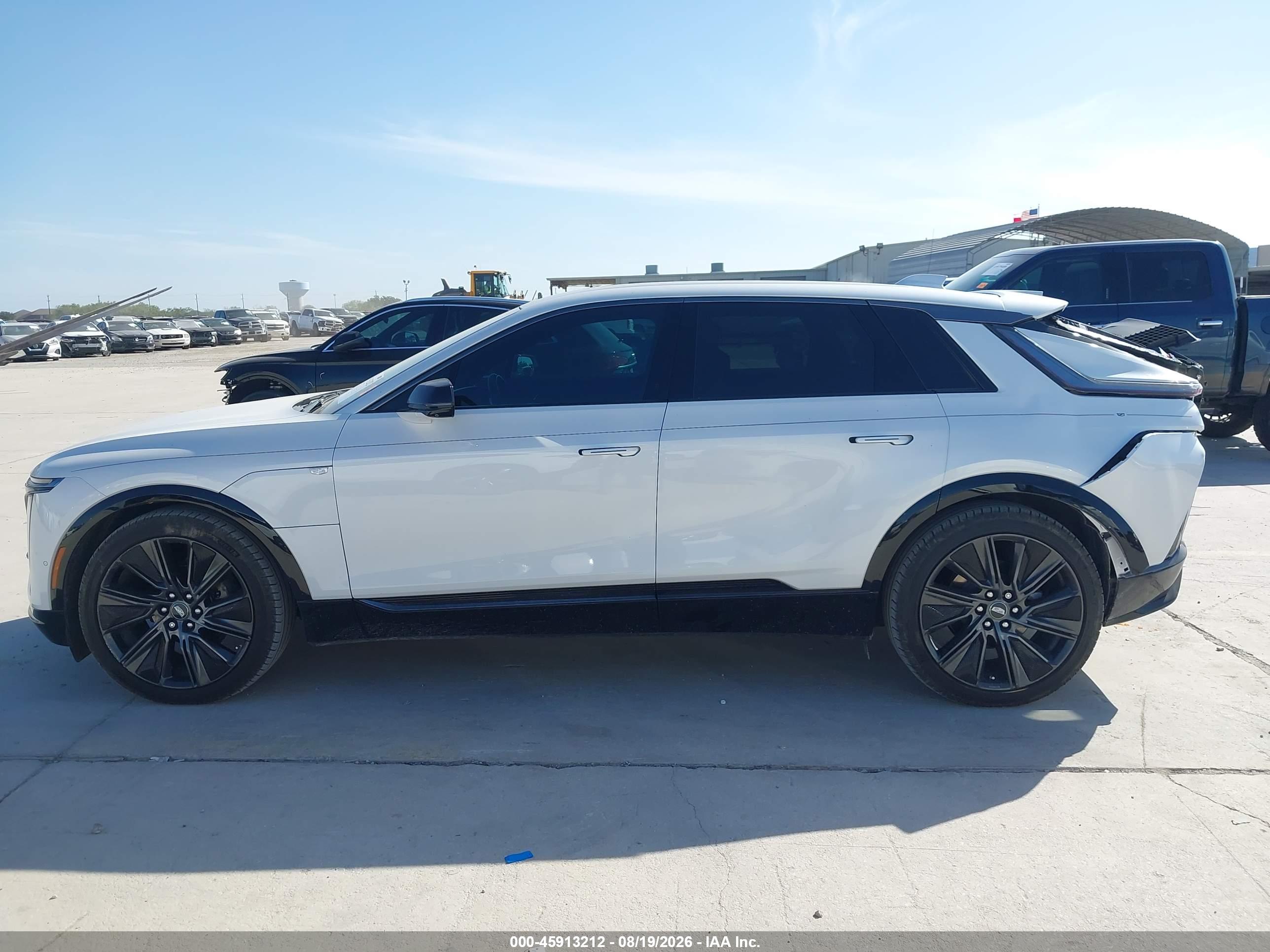 2024 CADILLAC LYRIQ SPORT W/1SK
