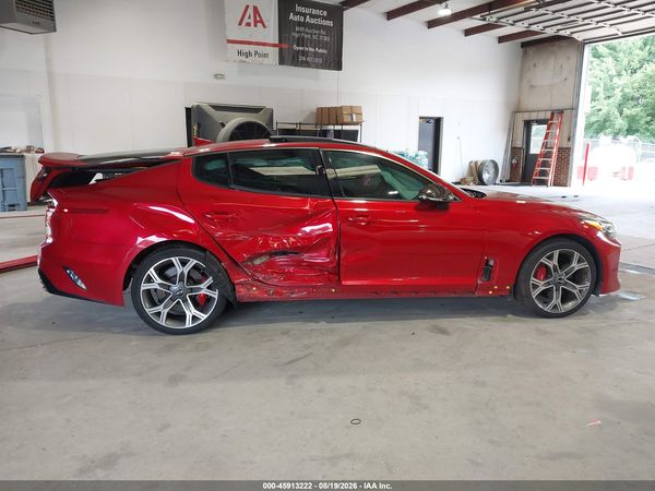 2020 KIA STINGER GT2