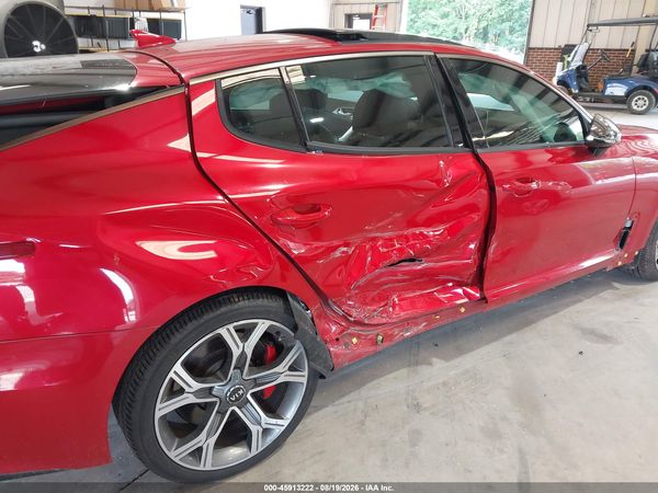 2020 KIA STINGER GT2