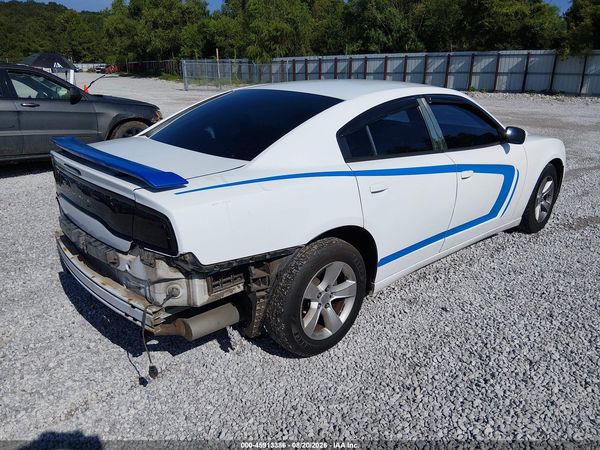 2014 DODGE CHARGER SE — I4