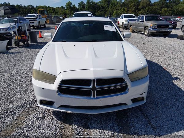 2014 DODGE CHARGER SE — I115