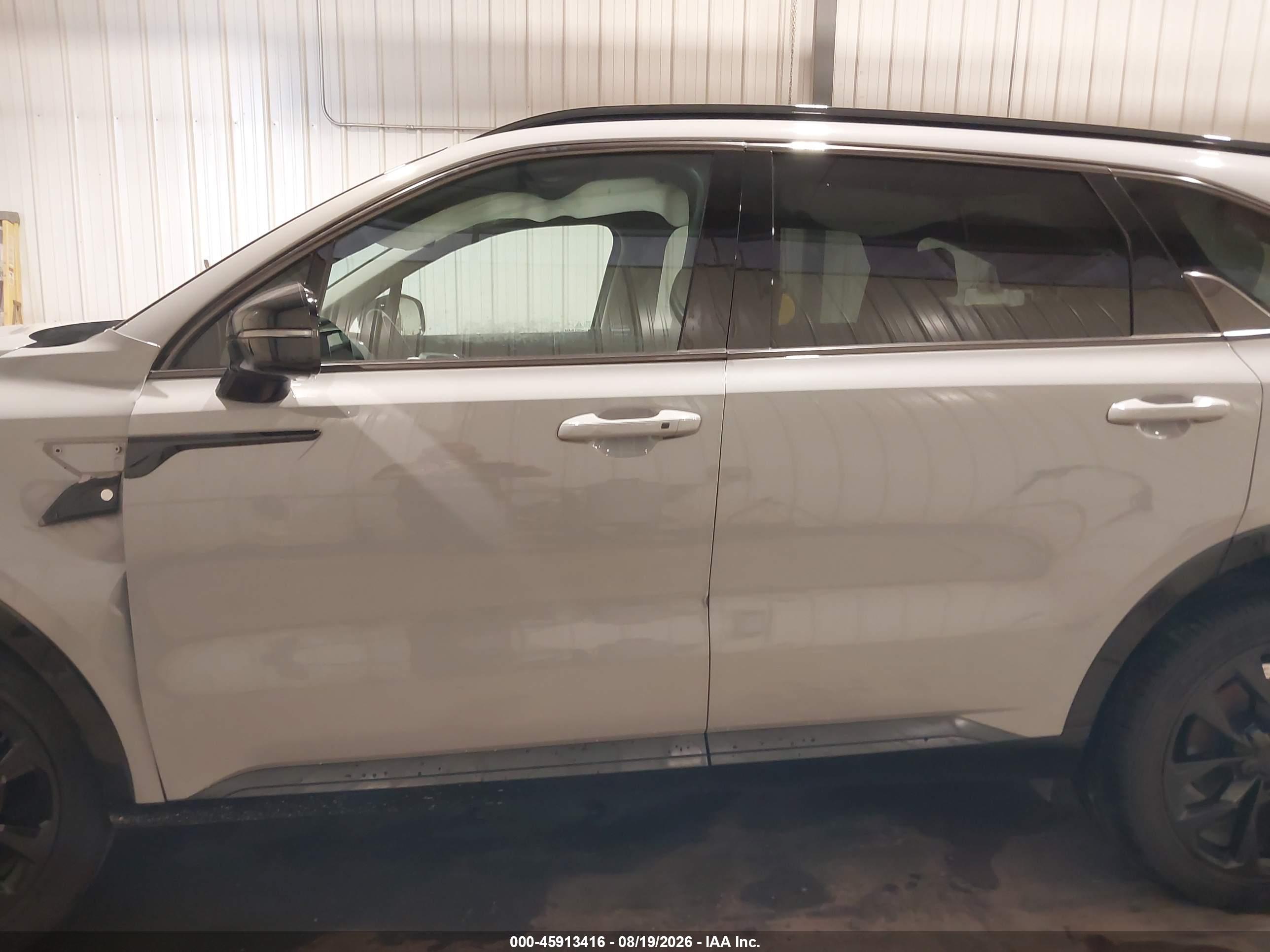 2023 KIA SORENTO SX