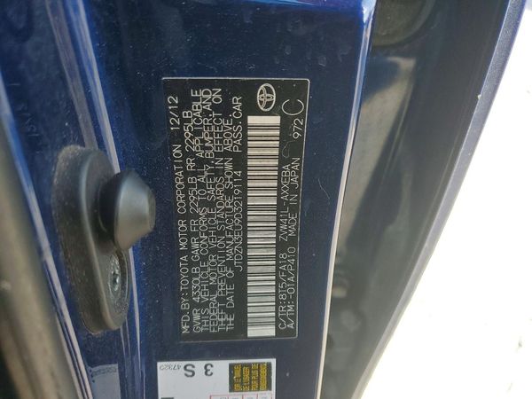 2013 TOYOTA PRIUS — VINS