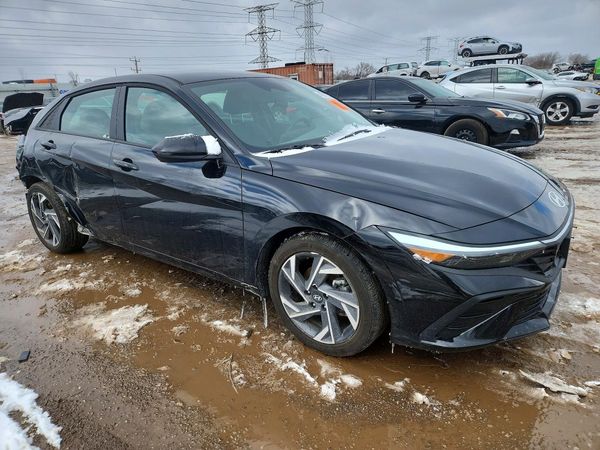 2025 HYUNDAI ELANTRA