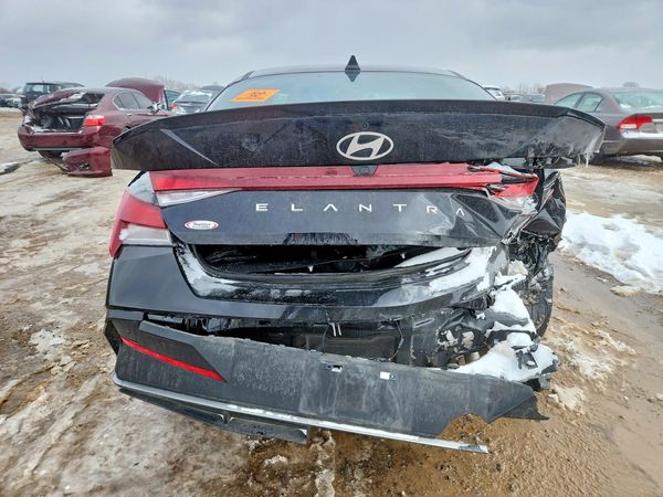 2025 HYUNDAI ELANTRA