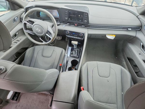 2025 HYUNDAI ELANTRA