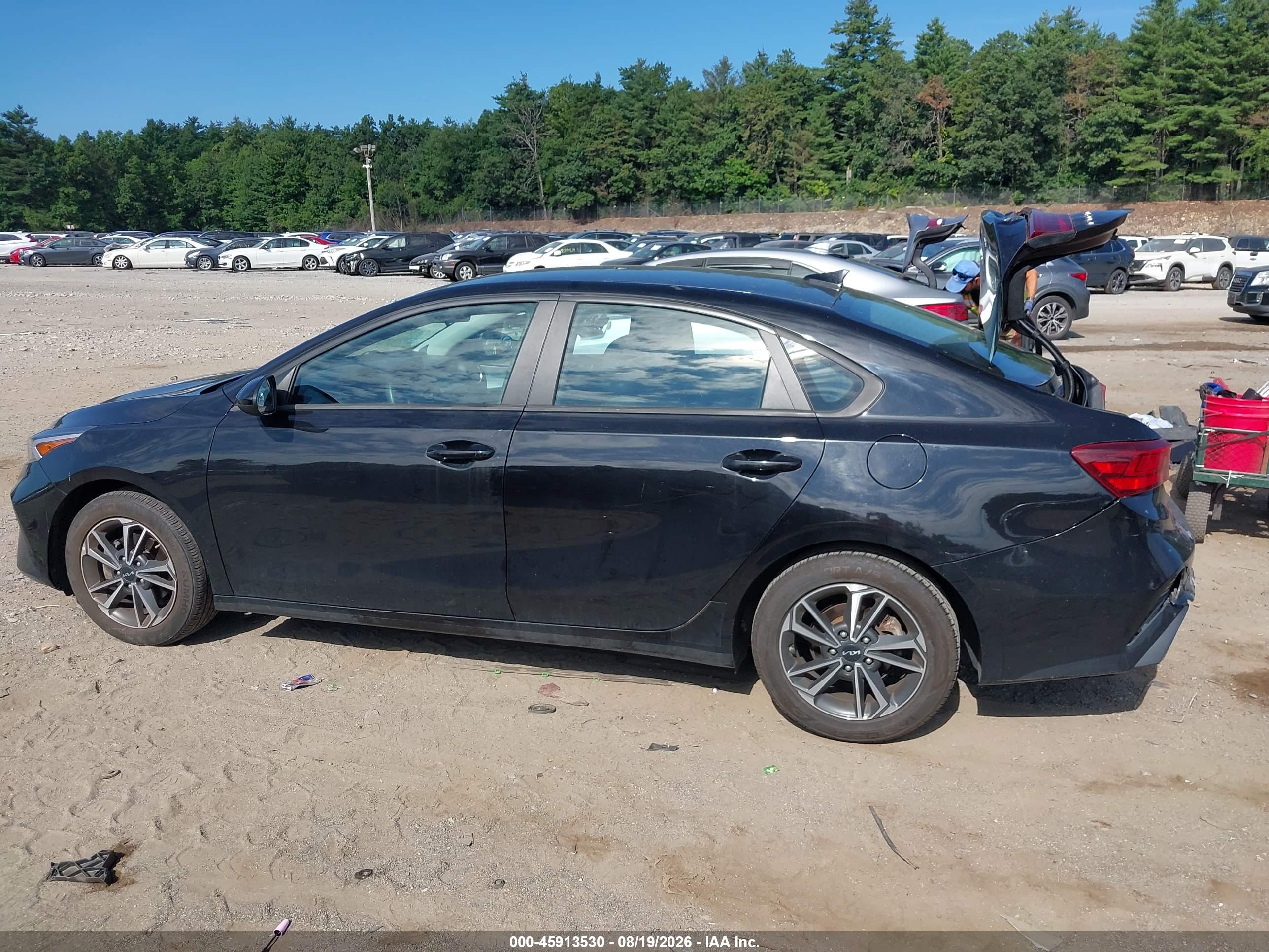 2023 KIA FORTE LXS