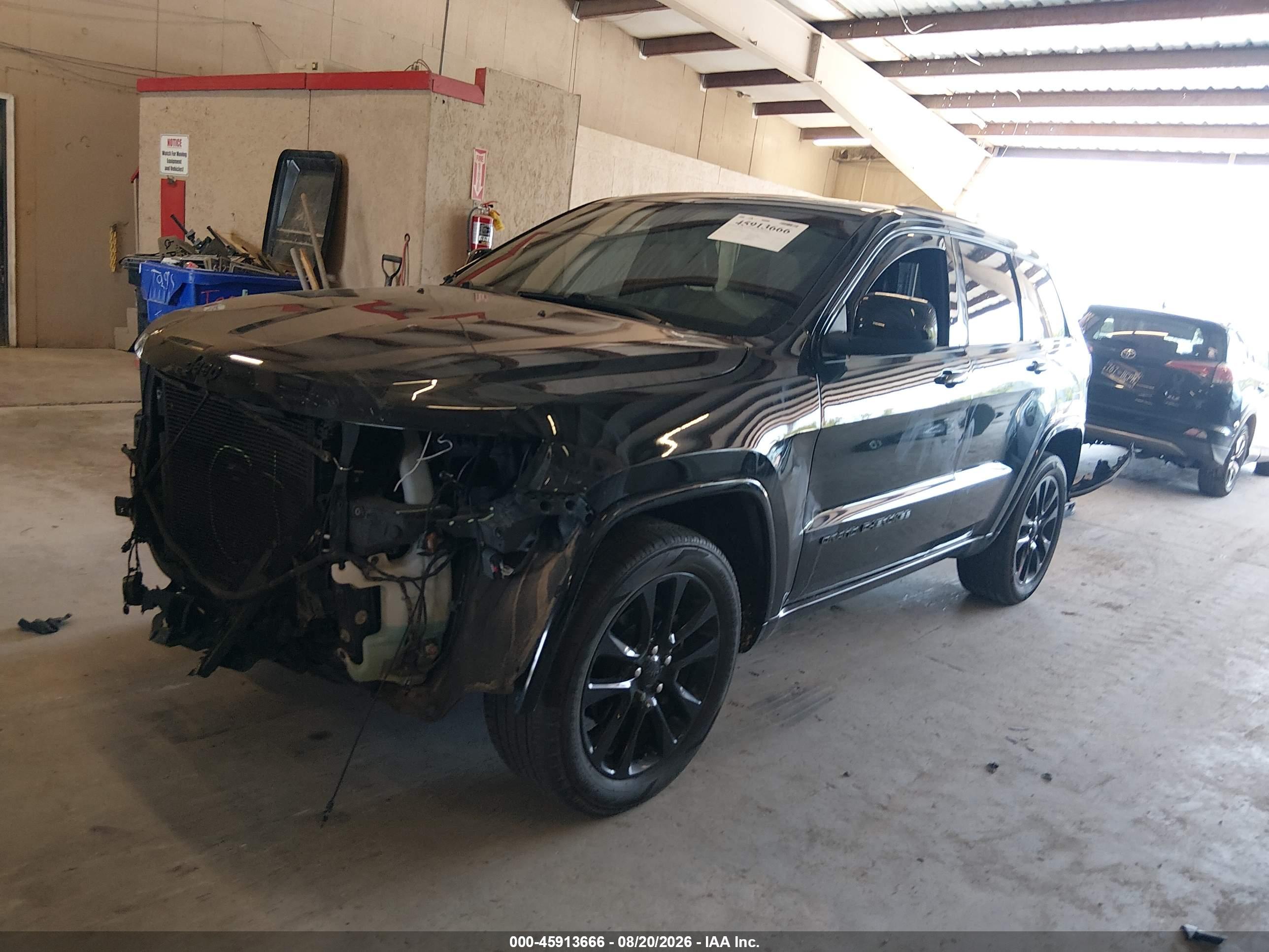 2019 JEEP GRAND CHEROKEE ALTITUDE 4X4 — I2