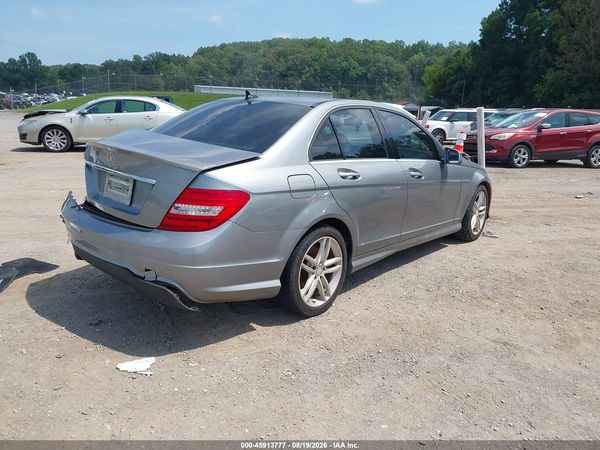 2014 MERCEDES-BENZ C 250 SPORT