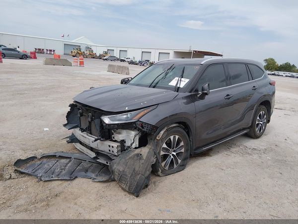 2021 TOYOTA HIGHLANDER XLE — I155