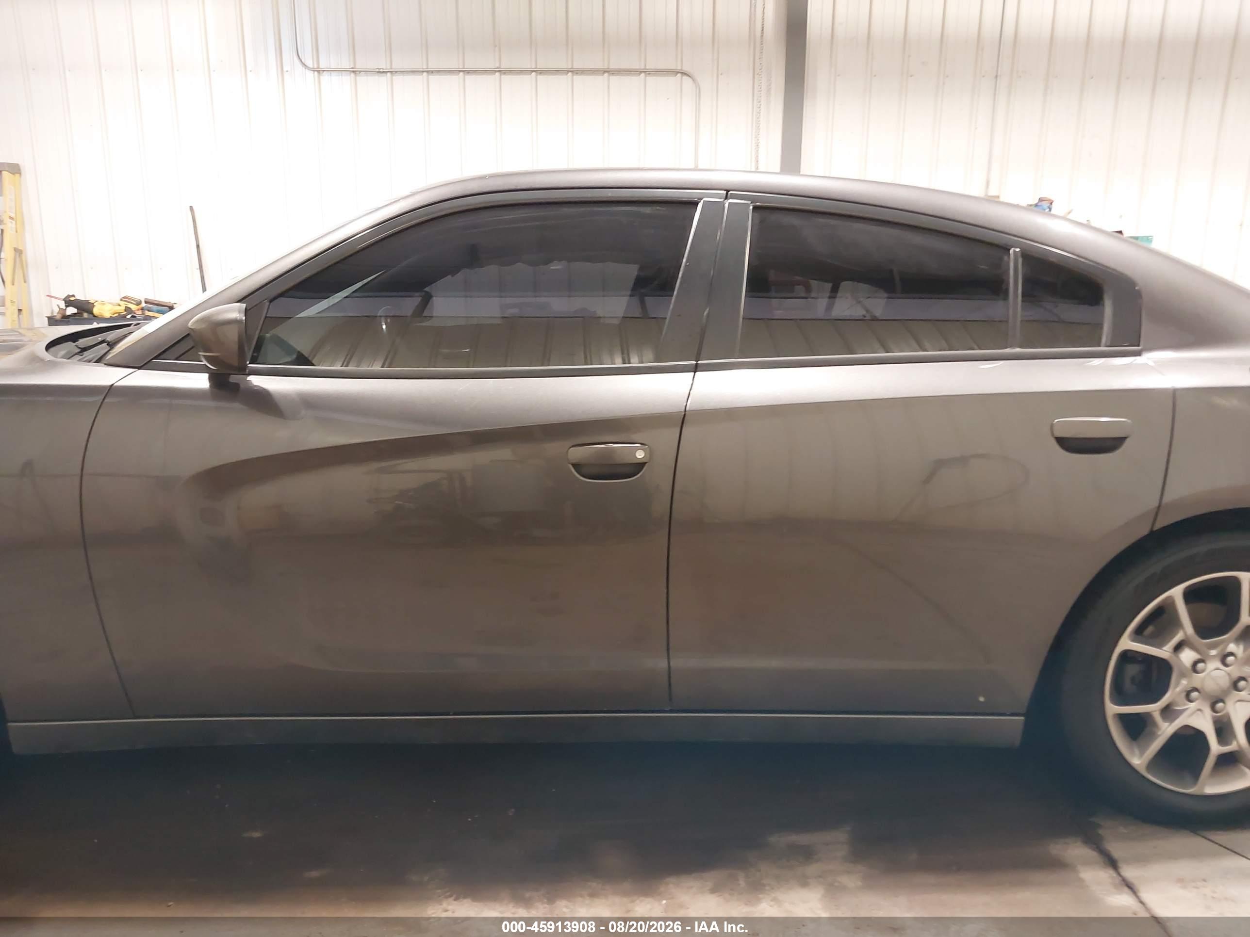 2016 DODGE CHARGER SE