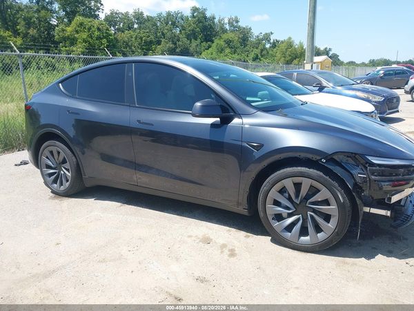 2026 TESLA MODEL Y
