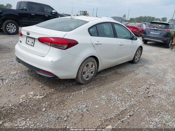 2017 KIA FORTE LX