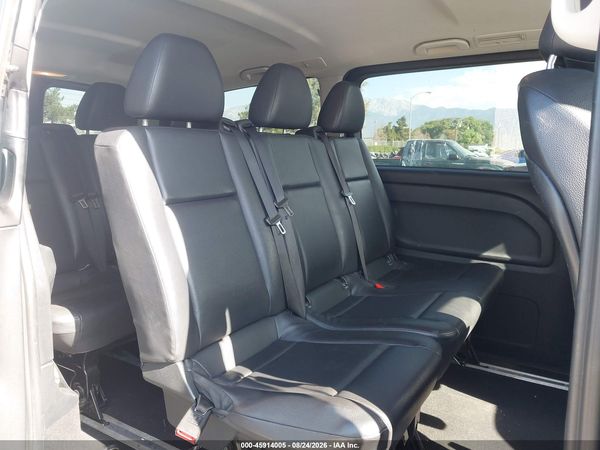 2018 MERCEDES-BENZ METRIS — I8