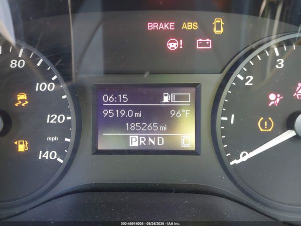 2018 MERCEDES-BENZ METRIS — I118