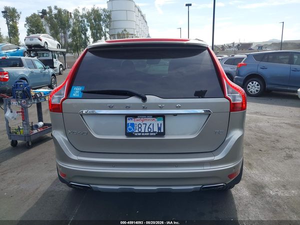 2016 VOLVO XC60 T5 DRIVE-E PLATINUM