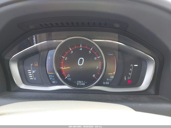 2016 VOLVO XC60 T5 DRIVE-E PLATINUM