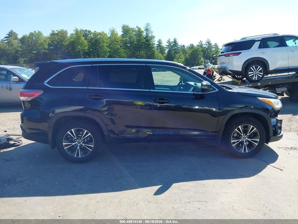 2016 TOYOTA HIGHLANDER XLE V6