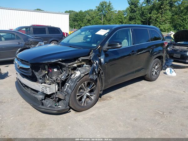 2016 TOYOTA HIGHLANDER XLE V6