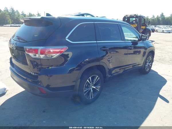 2016 TOYOTA HIGHLANDER XLE V6