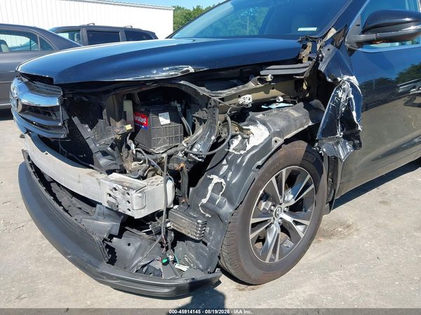 2016 TOYOTA HIGHLANDER XLE V6