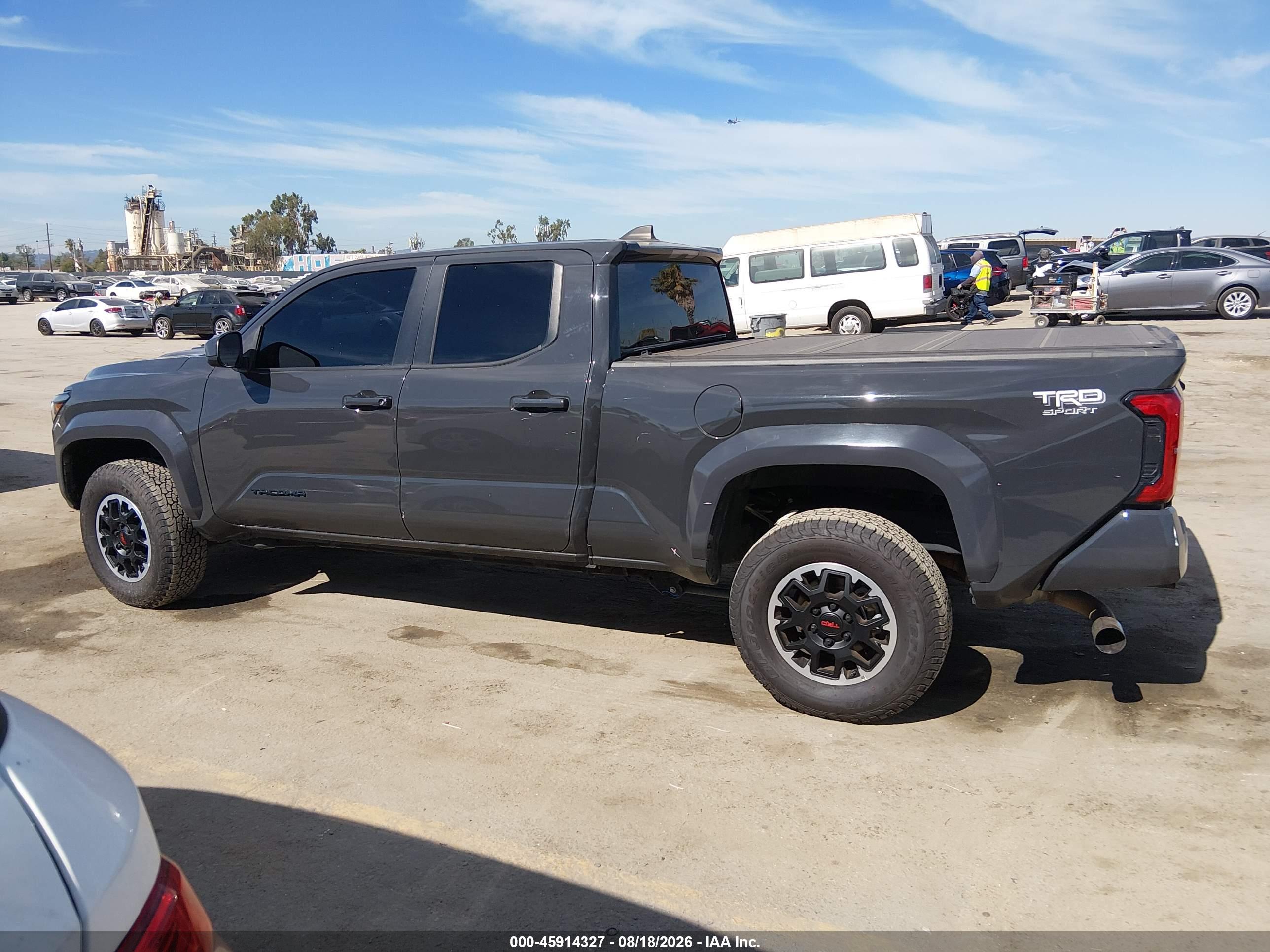 2025 TOYOTA TACOMA TRD SPORT