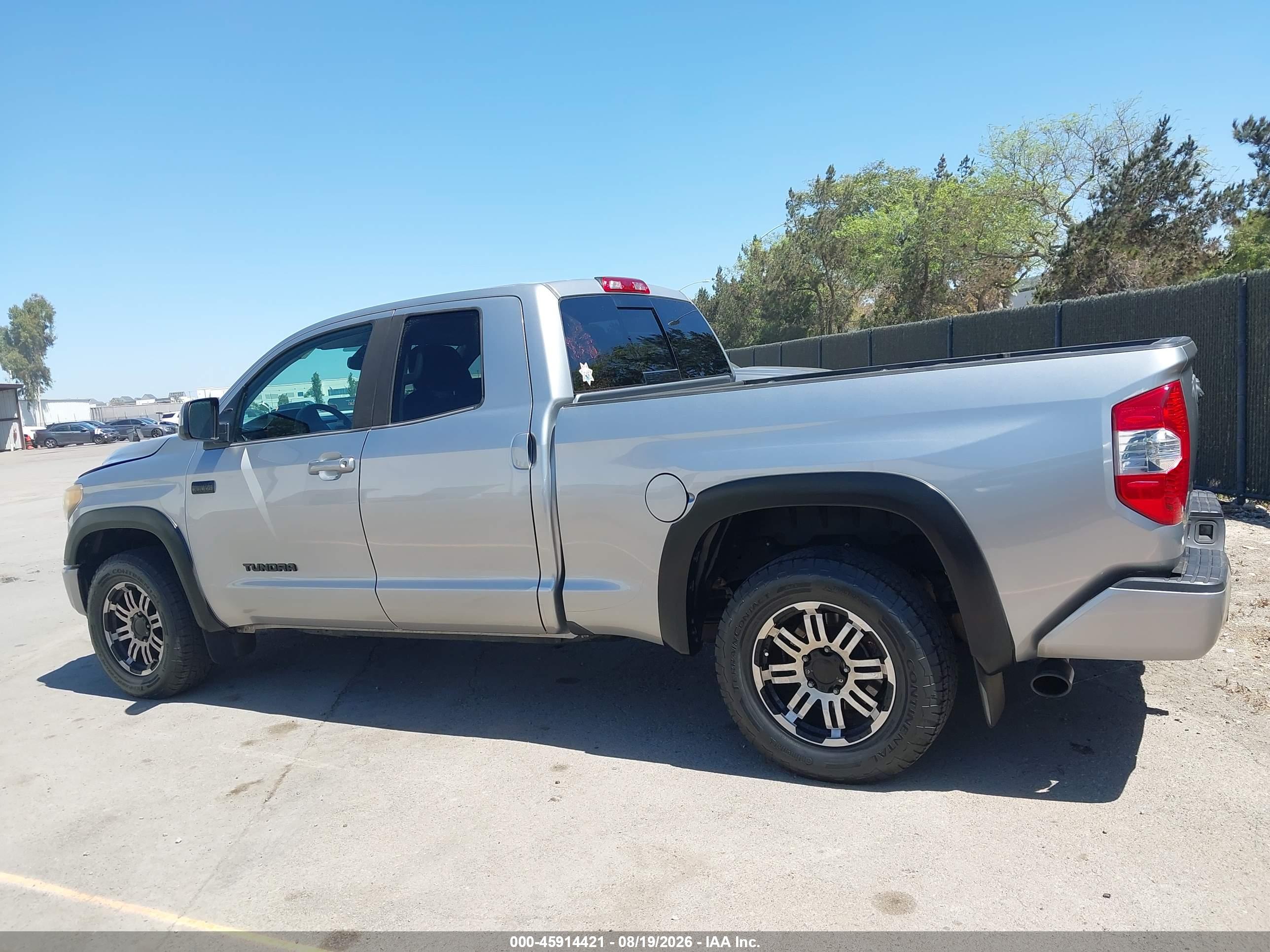 2019 TOYOTA TUNDRA SR5 5.7L V8