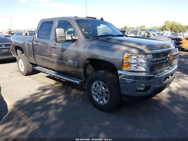 2012 CHEVROLET SILVERADO 3500HD LTZ — I1