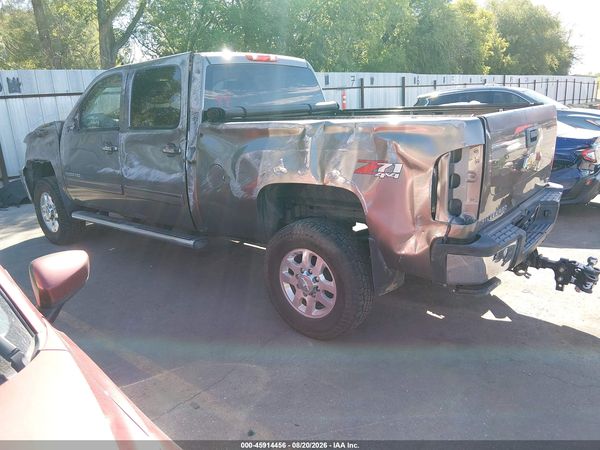 2012 CHEVROLET SILVERADO 3500HD LTZ — I3