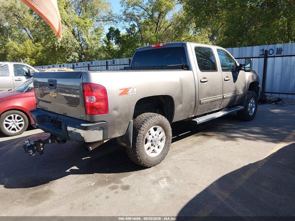2012 CHEVROLET SILVERADO 3500HD LTZ — I4