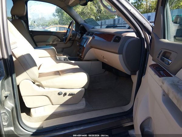2012 CHEVROLET SILVERADO 3500HD LTZ — I5