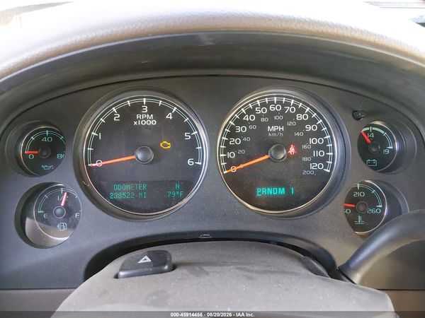 2012 CHEVROLET SILVERADO 3500HD LTZ — I7