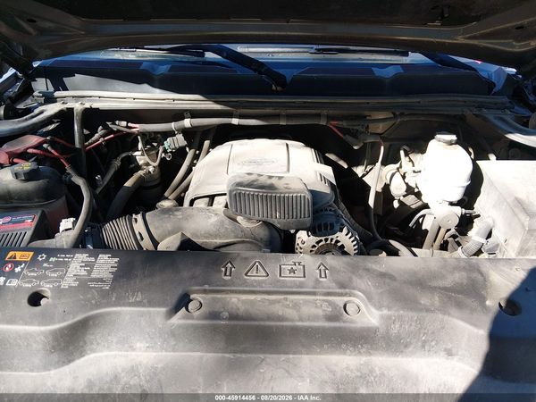2012 CHEVROLET SILVERADO 3500HD LTZ — I10