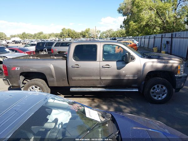 2012 CHEVROLET SILVERADO 3500HD LTZ — I116