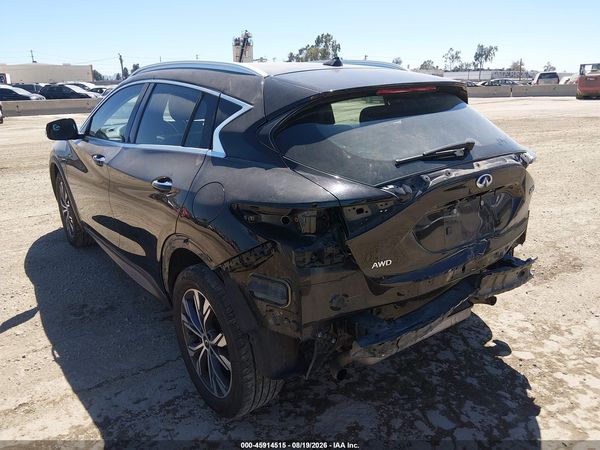 2017 INFINITI QX30 LUXURY